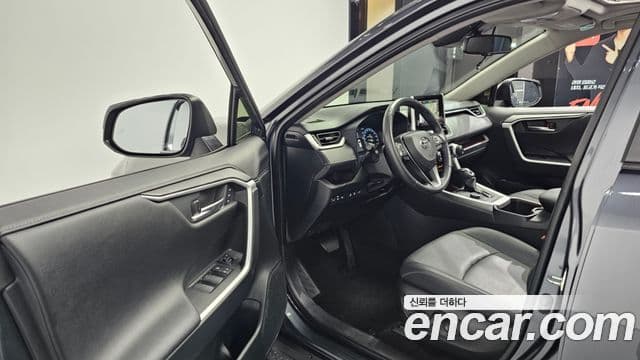 Toyota RAV4 5세대 2.5 4WD гибрид LTD, 2023 10