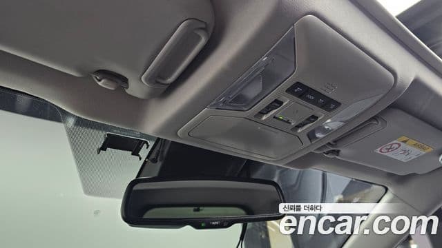 Toyota RAV4 5세대 2.5 4WD гибрид LTD, 2023 17