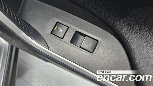 Toyota RAV4 5세대 2.5 4WD гибрид LTD, 2023 18