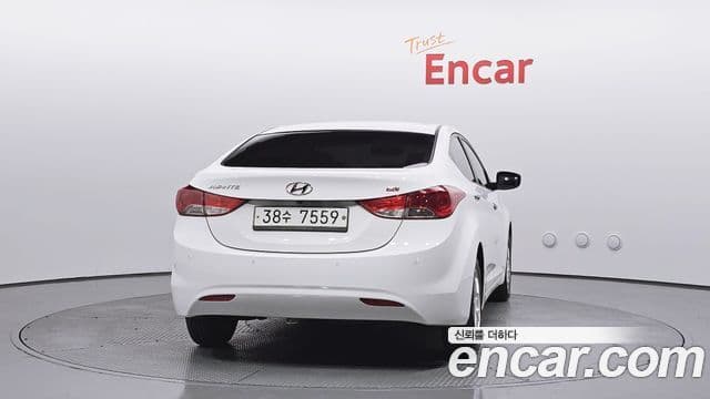 Hyundai Avante MD M16 GDI Smart, 2013 4