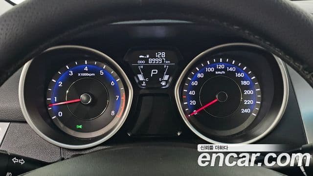 Hyundai Avante MD M16 GDI Smart, 2013 8