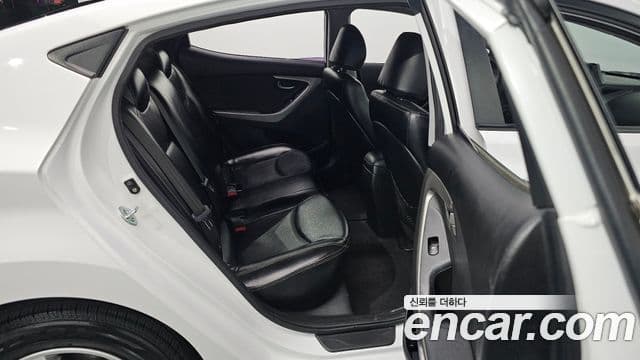 Hyundai Avante MD M16 GDI Smart, 2013 12