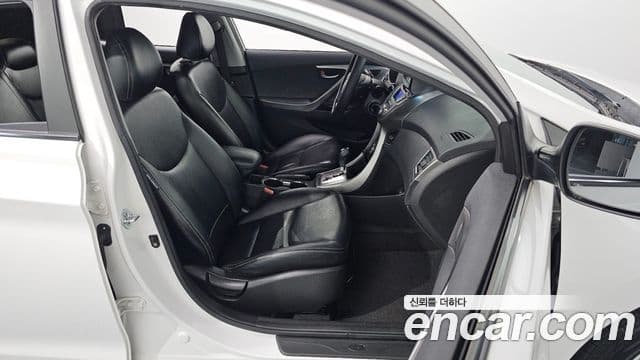 Hyundai Avante MD M16 GDI Smart, 2013 13