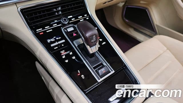 Porsche Panamera (971), 2021 9