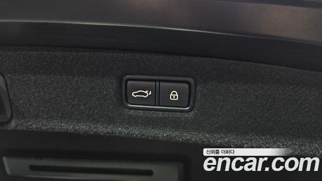 Genesis G90 Prestige, 2019 18