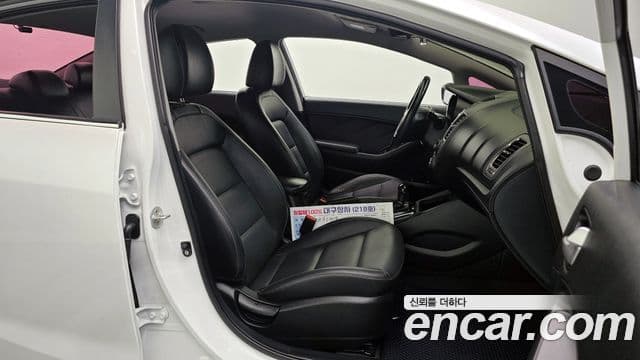 Kia The / новый New K3 Style, 2017 10