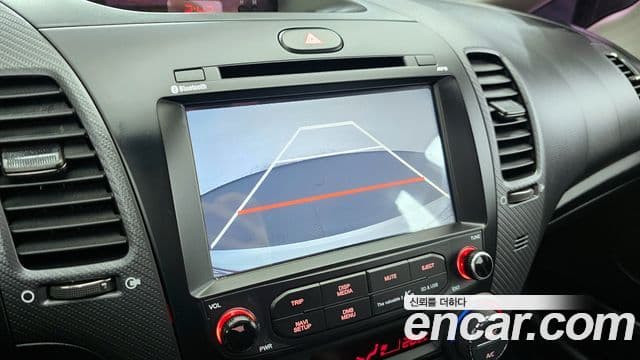 Kia The / новый New K3 Style, 2017 15