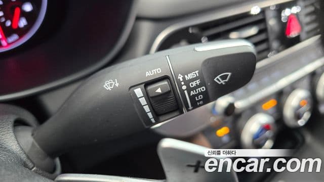 Genesis G70 Elite, 2019 17