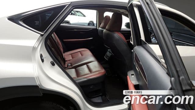 Lexus NX300h Executive, 2015 12