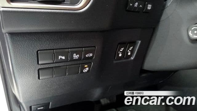 Lexus NX300h Executive, 2015 17