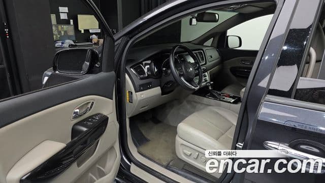 Kia The / новый New Carnival Special, 2019 10