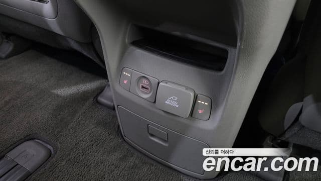 Kia The / новый New Carnival Special, 2019 16