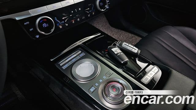 Genesis G80 (RG3) бензин 2.5 турбо 2WD, 2021 9