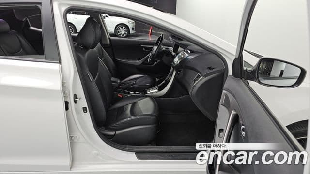 Hyundai Avante MD Modern, 2013 12