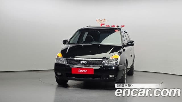 Kia Carnival R President, 2013 3