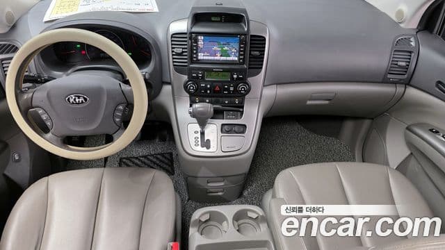 Kia Carnival R President, 2013 7