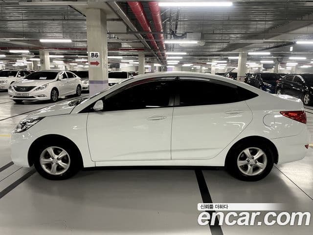 Hyundai Accent(новый кузов / новое поколение) Premier, 2011 2