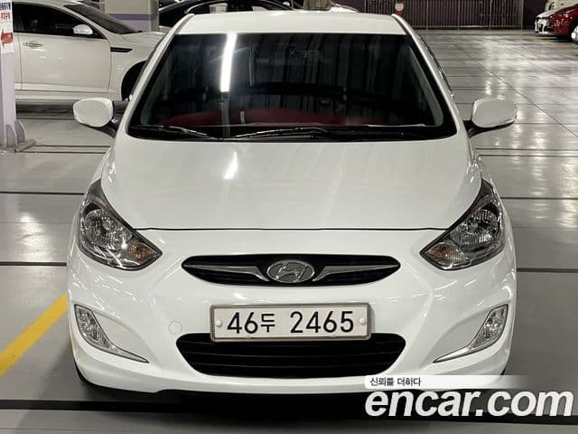 Hyundai Accent(новый кузов / новое поколение) Premier, 2011 4