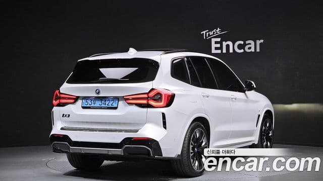 BMW iX3 M Sport, 2023 2