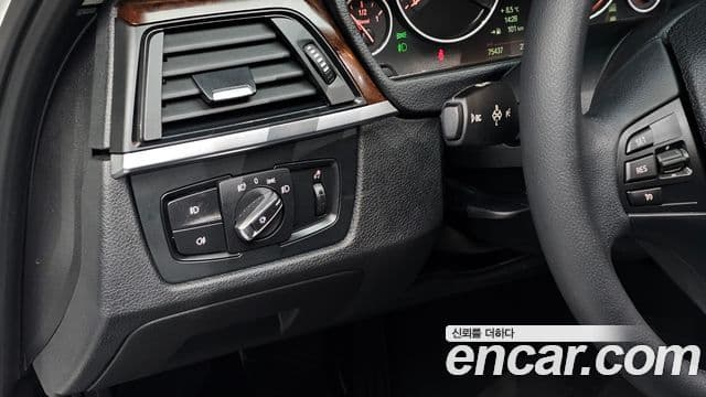 BMW 3시리즈 (F30), 2014 17