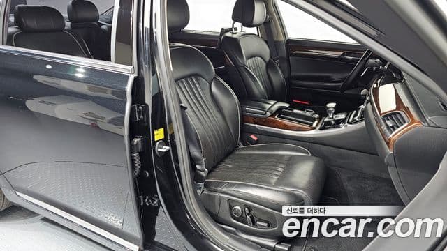 Genesis EQ900 Prestige, 2017 10