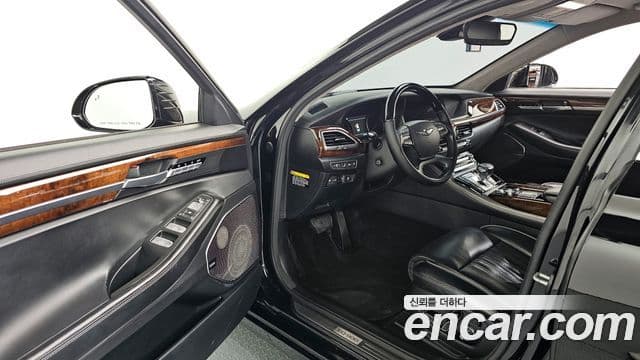 Genesis EQ900 Prestige, 2017 11