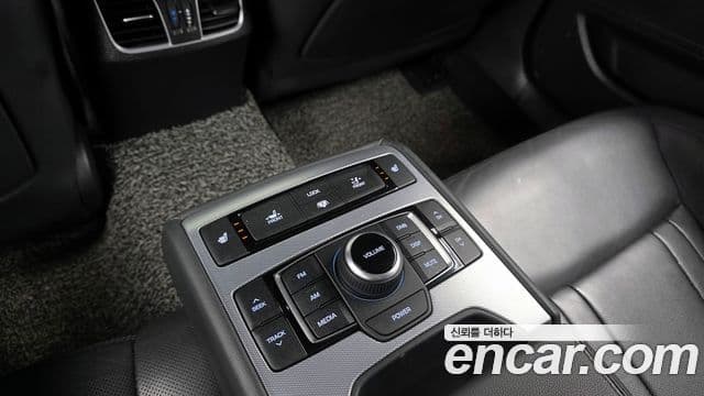 Genesis G80 Premium Luxury, 2017 18