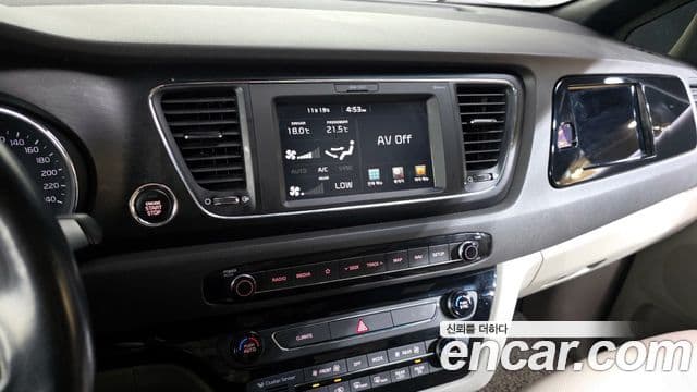 Kia All New Carnival Luxury, 2018 14