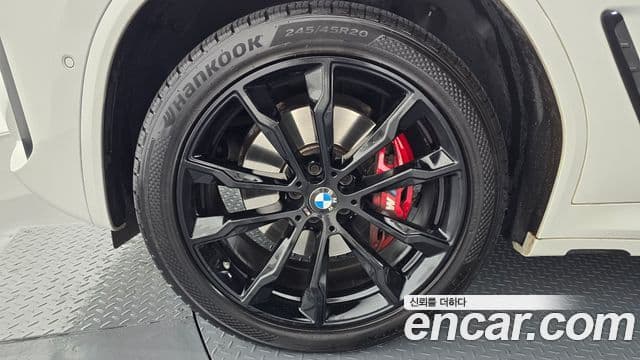 BMW X4 (G02) xDrive20i M Sport Pro, 2022 все фото