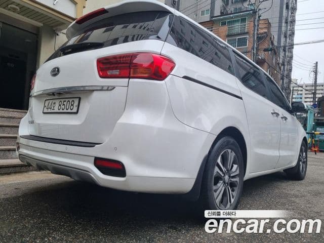 Kia The / новый New Carnival Luxury, 2019 4