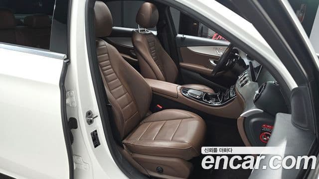 Mercedes-Benz E-класс W213 Avantgarde, 2021 10