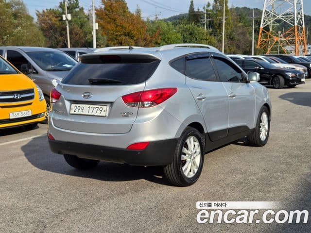 Hyundai Tucson ix Luxury, 2011 3