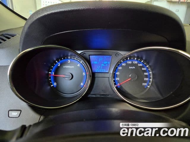 Hyundai Tucson ix Luxury, 2011 9