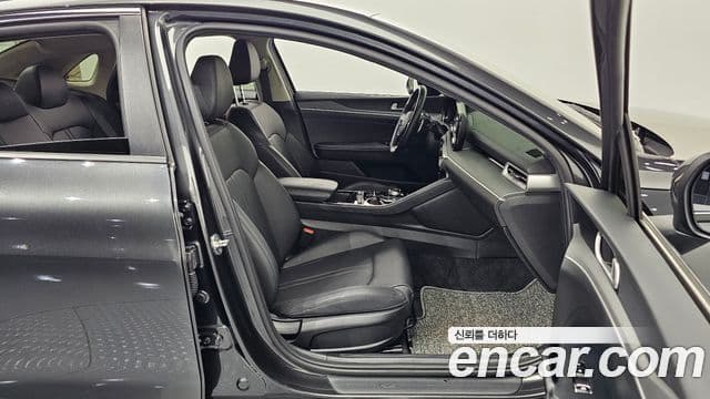 Kia K5 3세대 Prestige, 2020 10