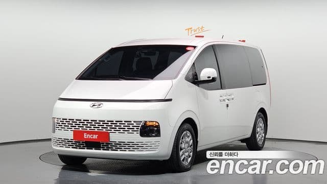 Hyundai Staria Modern, 2022 1