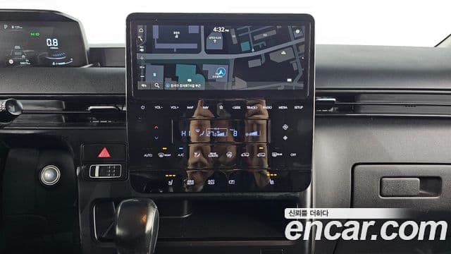 Hyundai Staria Modern, 2022 14