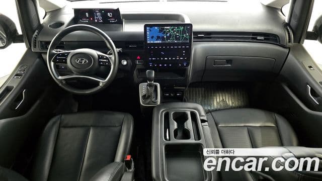 Hyundai Staria Modern, 2023 7