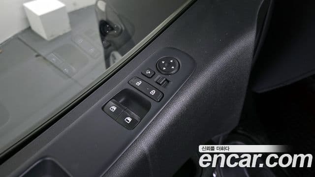 Hyundai Staria Modern, 2023 14