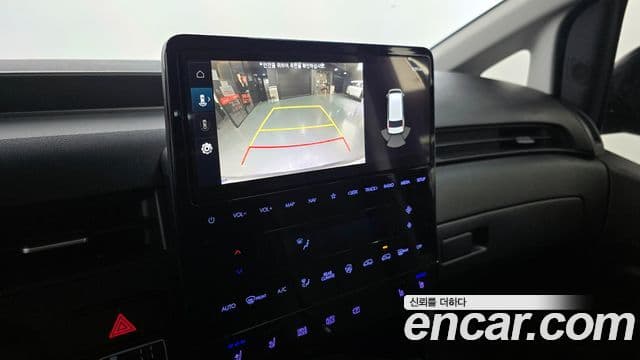 Hyundai Staria Modern, 2023 17