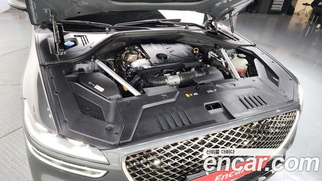 Genesis GV70, 2022 6