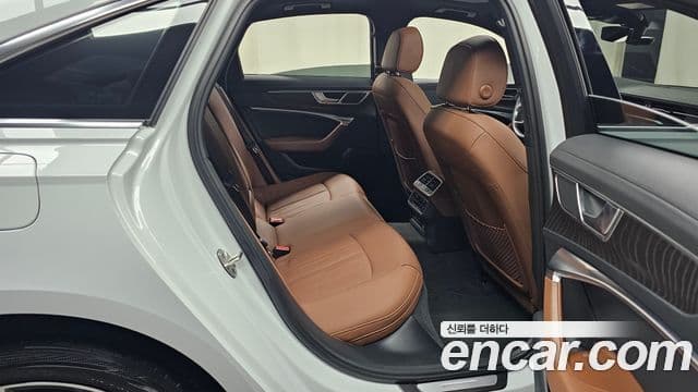 Audi A6 (C8) Premium, 2022 12