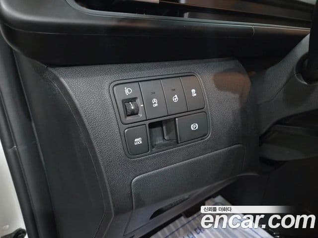 Hyundai Staria Modern, 2025 16