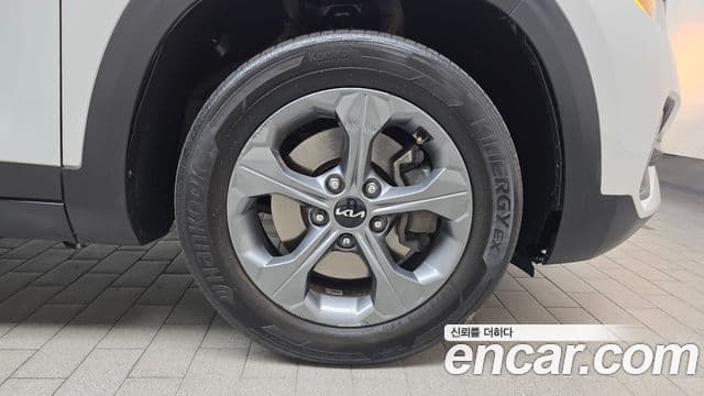 Kia Seltos Trendy, 2023 все фото