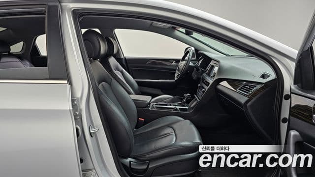 Hyundai LF Sonata 2.0 Smart, 2016 10