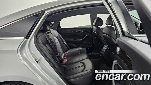 Hyundai LF Sonata 2.0 Smart, 2016 12