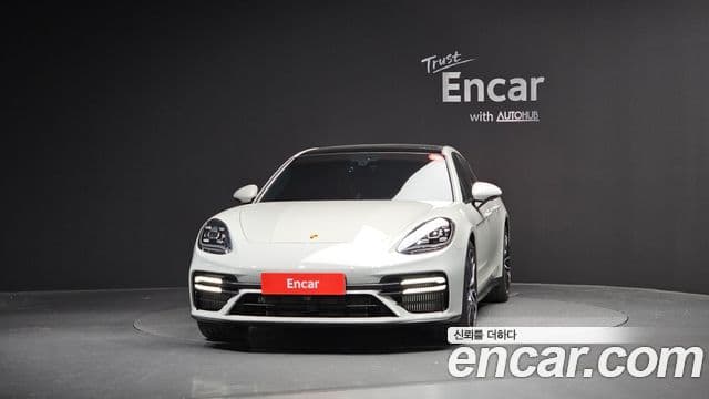 Porsche Panamera (971), 2021 3