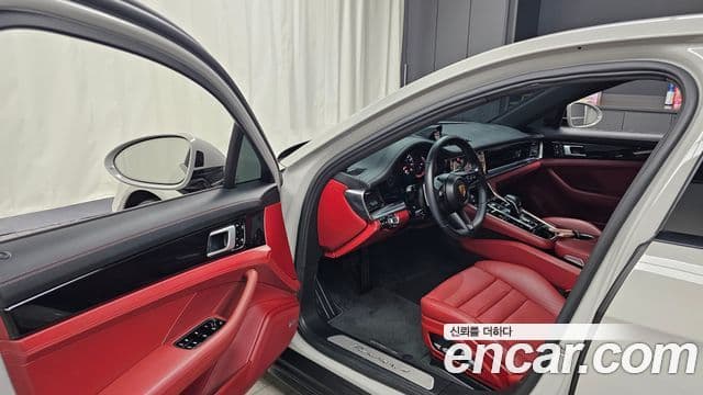 Porsche Panamera (971), 2021 10