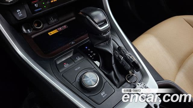 Toyota RAV4 5세대, 2023 9