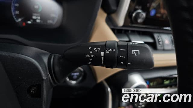 Toyota RAV4 5세대, 2023 14