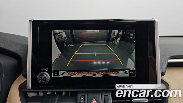 Toyota RAV4 5세대, 2023 16